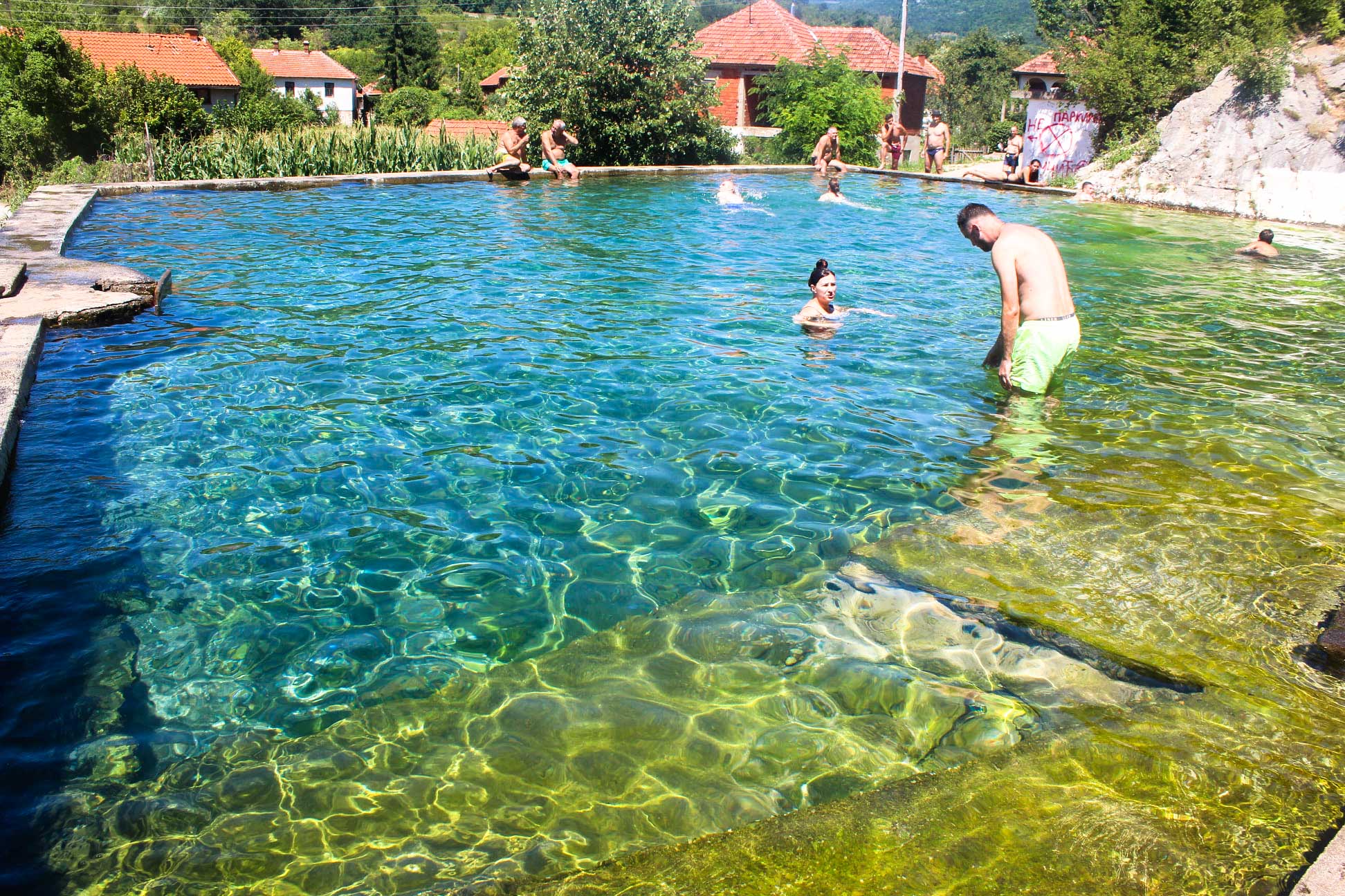 sadrzaj slike, ime lokacije sa slike itd